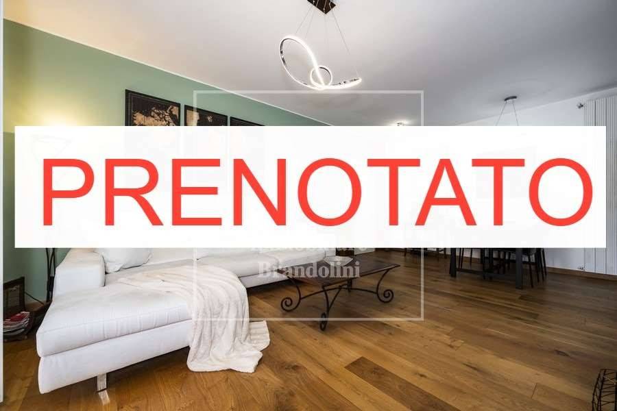 appartamento in vendita a Varese in zona Avigno