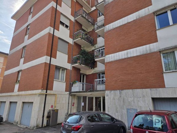 appartamento in vendita a Varese in zona Ippodromo