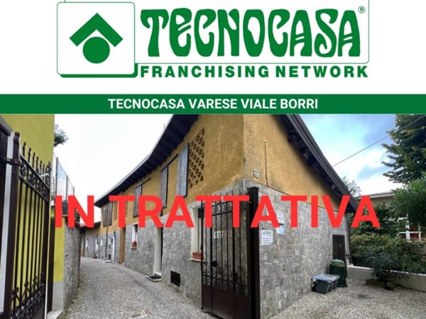 casa indipendente in vendita a Varese in zona Bizzozero