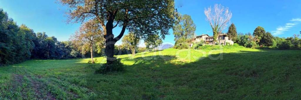 casa indipendente in vendita a Varese