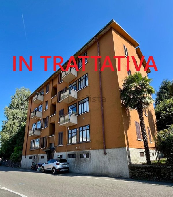 appartamento in vendita a Varese in zona Giubiano