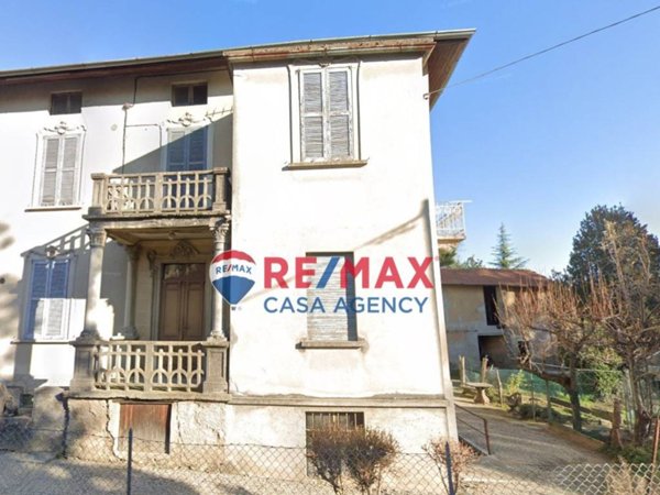 casa indipendente in vendita a Varese in zona Sant'Ambrogio