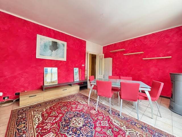 appartamento in vendita a Varese in zona Biumo