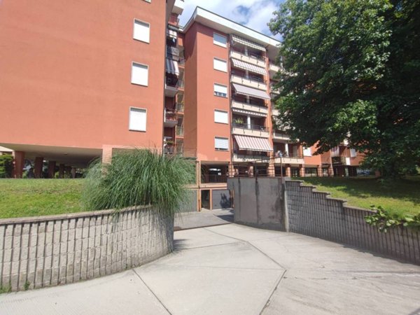 appartamento in vendita a Varese in zona Masnago