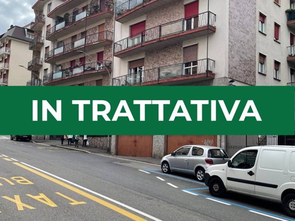 appartamento in vendita a Varese in zona Giubiano