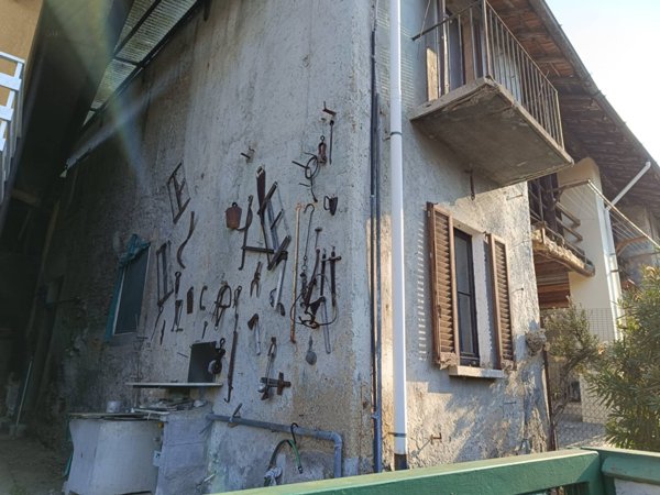 casale in vendita a Varese