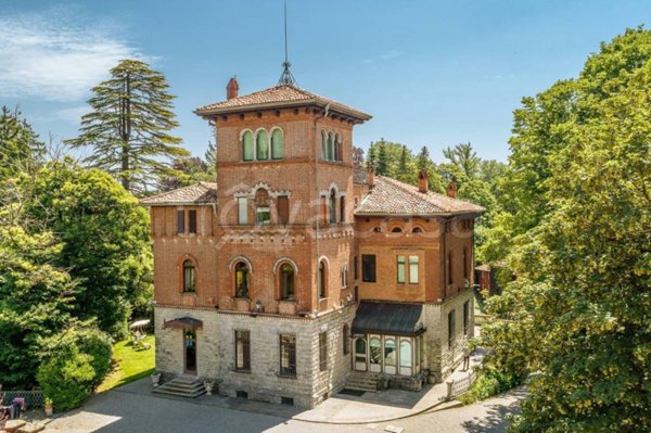 villa in vendita a Varese in zona Velate