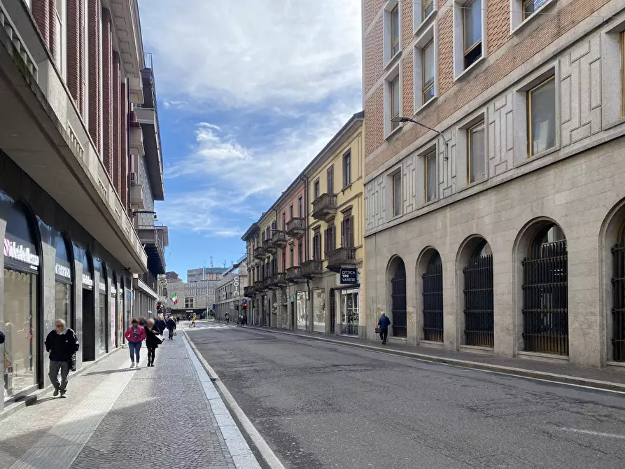 appartamento in vendita a Varese in zona Centro Città