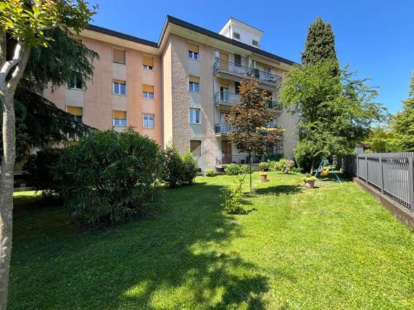 appartamento in vendita a Varese in zona Masnago