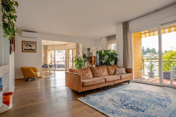 appartamento in vendita a Varese in zona Centro Città