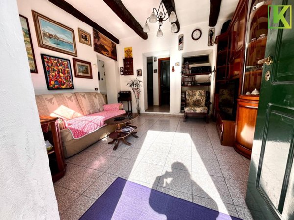 appartamento in vendita a Varese in zona Biumo