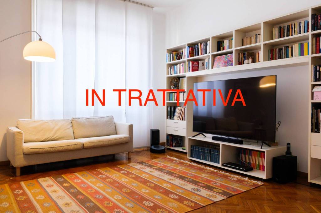 appartamento in vendita a Varese in zona Centro Città