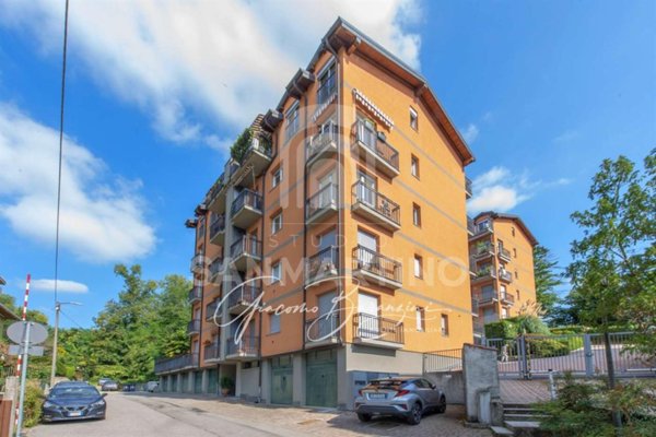 appartamento in vendita a Varese in zona Ippodromo