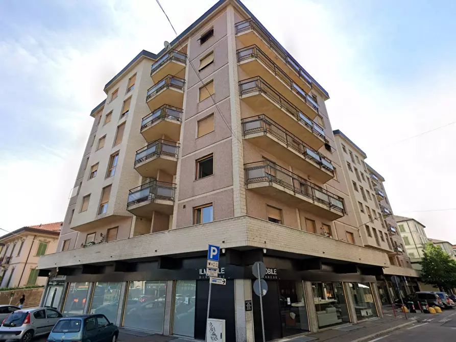 appartamento in vendita a Varese in zona Centro Città