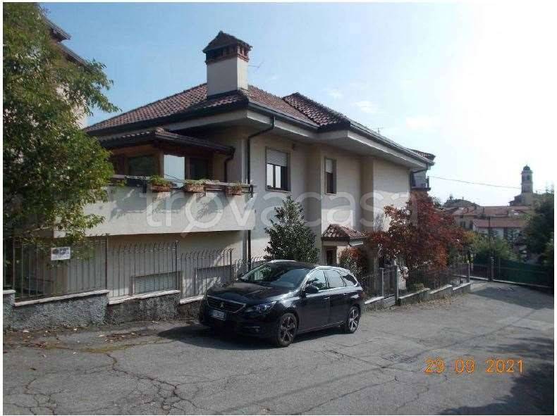 appartamento in vendita a Varese in zona Bizzozero