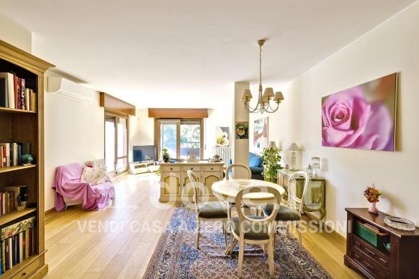 appartamento in vendita a Varese in zona Ippodromo