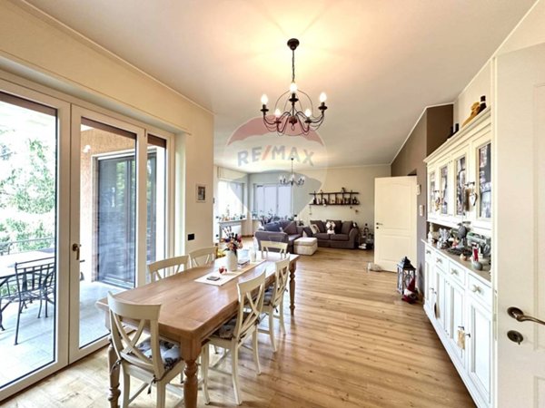 appartamento in vendita a Varese in zona Giubiano