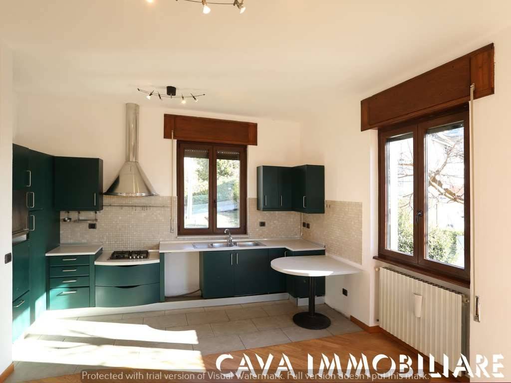 appartamento in vendita a Varese in zona Sant'Ambrogio
