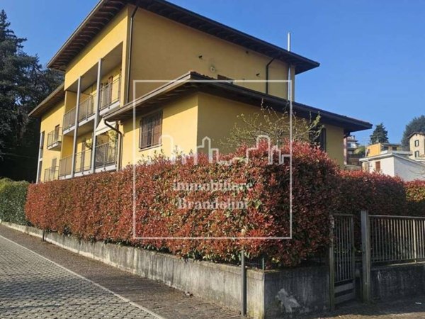 appartamento in vendita a Varese in zona Biumo