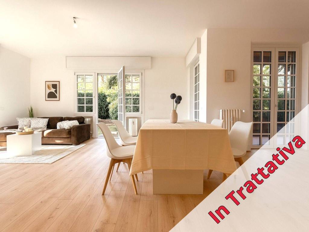 appartamento in vendita a Varese in zona Ippodromo