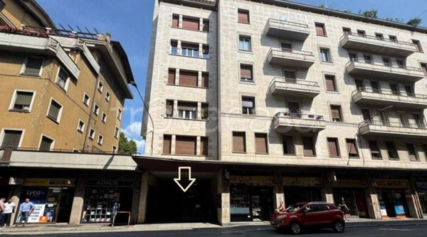appartamento in vendita a Varese in zona Centro Città