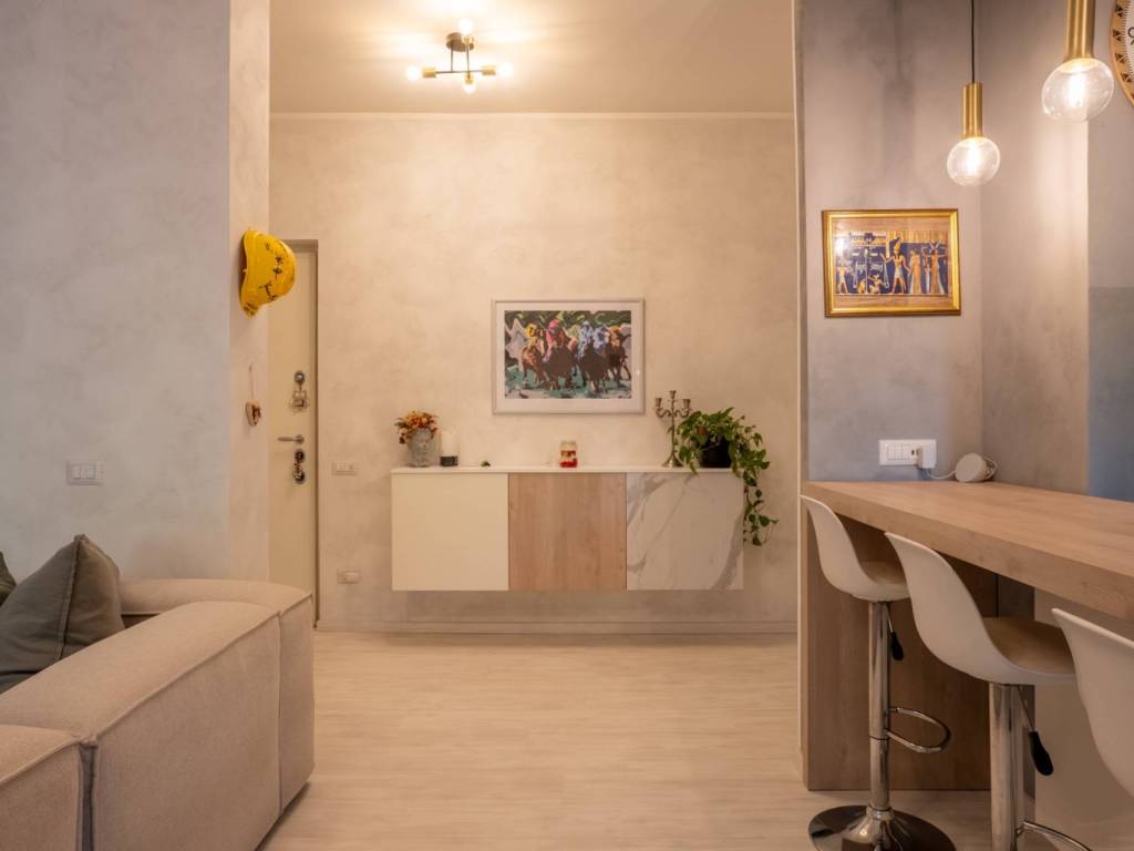 appartamento in vendita a Varese in zona Biumo