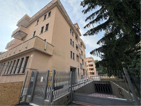 appartamento in vendita a Varese in zona Centro Città