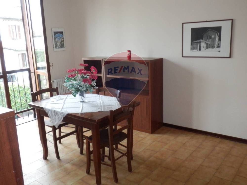 appartamento in vendita a Varese in zona Giubiano