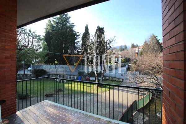 appartamento in vendita a Varese in zona Sant'Ambrogio