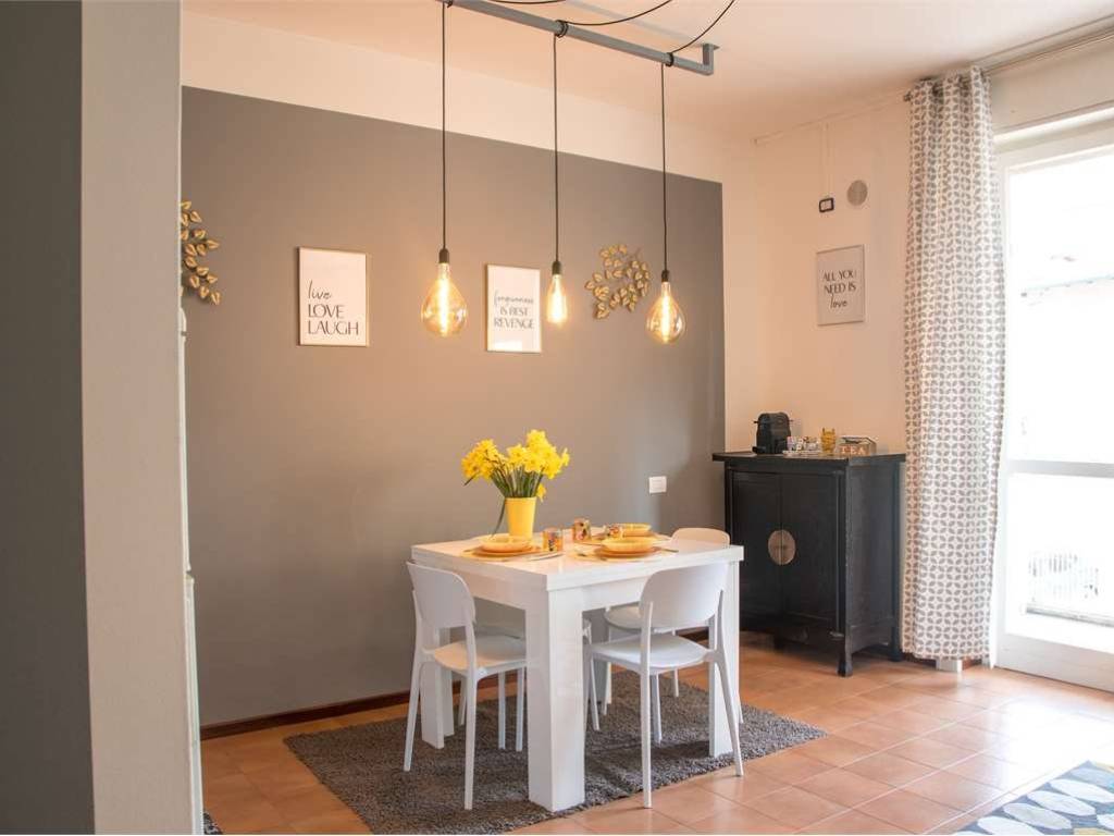 appartamento in vendita a Varese in zona Casbeno