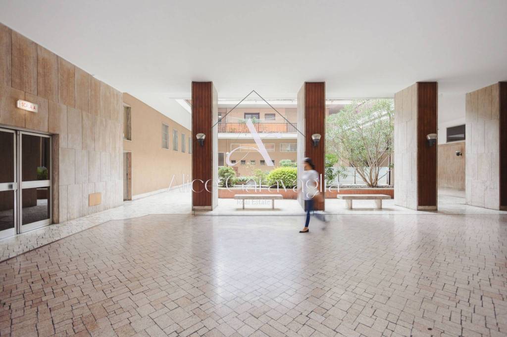 appartamento in vendita a Varese in zona Biumo