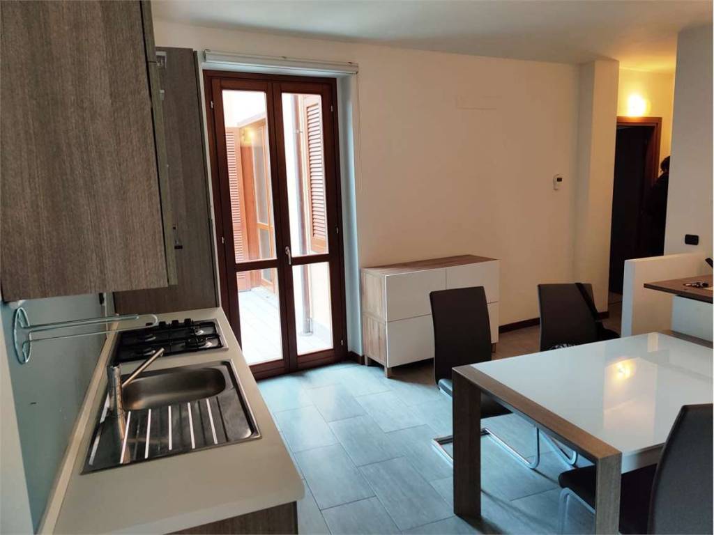 appartamento in vendita a Varese in zona Giubiano