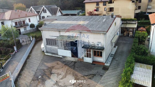 capannone in vendita a Varese in zona Viale Belforte