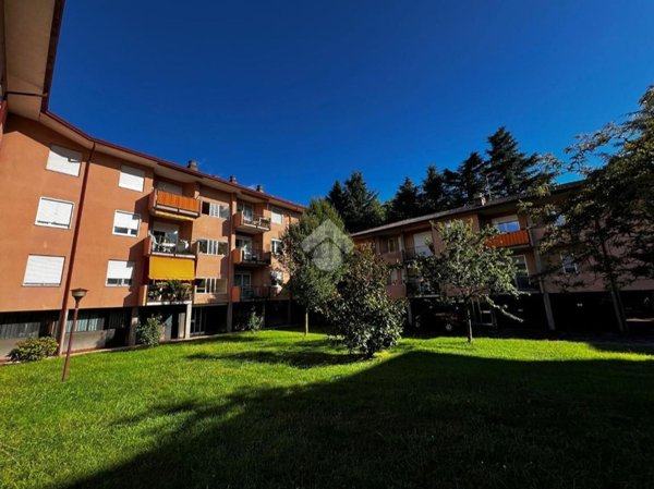 appartamento in vendita a Varese in zona Bizzozero