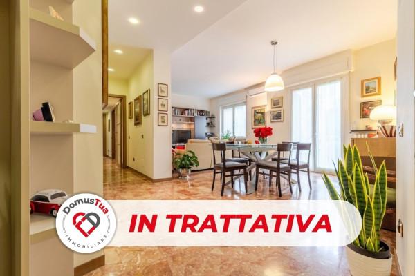 appartamento in vendita a Varese in zona Via Goldoni