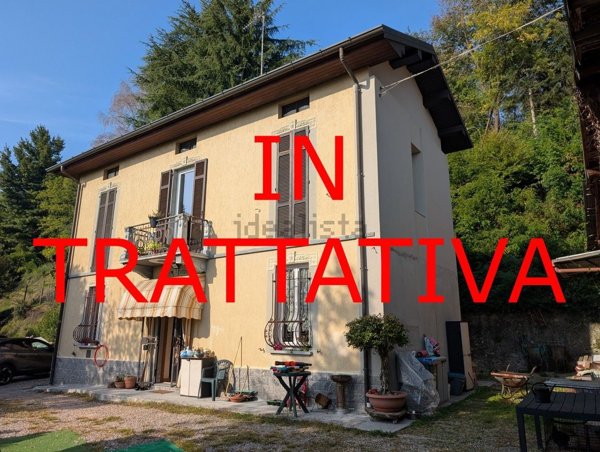 casa indipendente in vendita a Varese