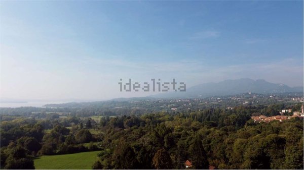 appartamento in vendita a Varese