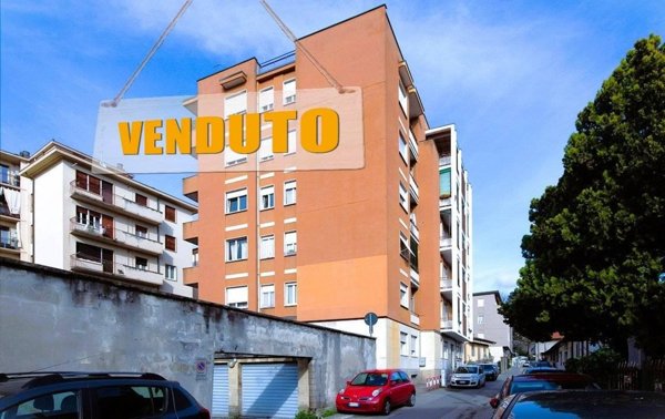 appartamento in vendita a Varese in zona Giubiano