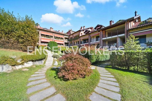 appartamento in vendita a Varese in zona Lissago