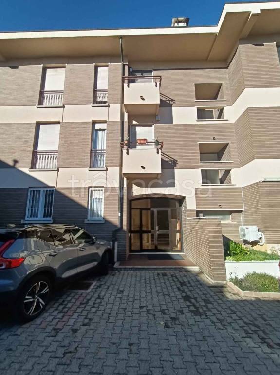 appartamento in vendita a Varese in zona Giubiano