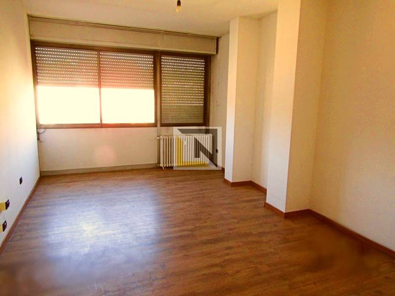 ufficio in vendita a Varese in zona Centro Città