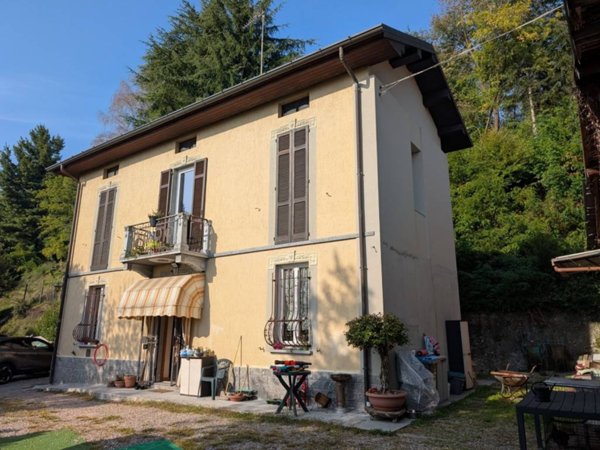 casa indipendente in vendita a Varese in zona Viale Belforte