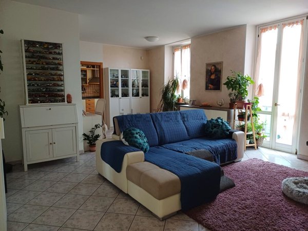 appartamento in vendita a Varese in zona Biumo