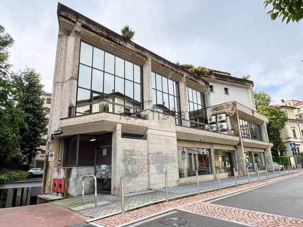 attico in vendita a Varese in zona Biumo