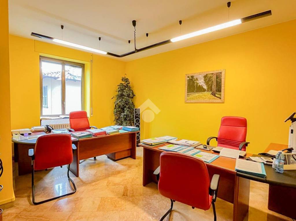 appartamento in vendita a Varese in zona Centro Città