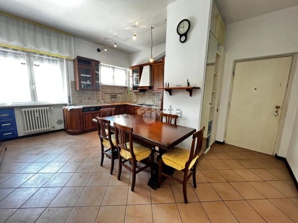 appartamento in vendita a Varese in zona Viale Belforte