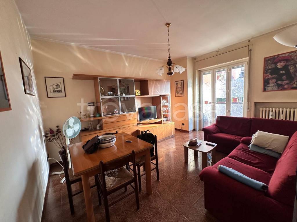 appartamento in vendita a Varese in zona Centro Città