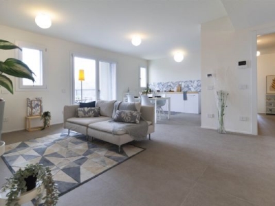 appartamento in vendita a Varese in zona Masnago