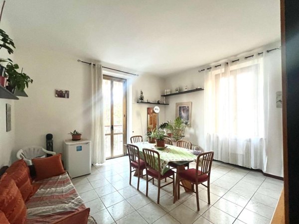 appartamento in vendita a Varese in zona Giubiano