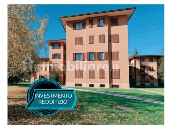 appartamento in vendita a Varese in zona Giubiano